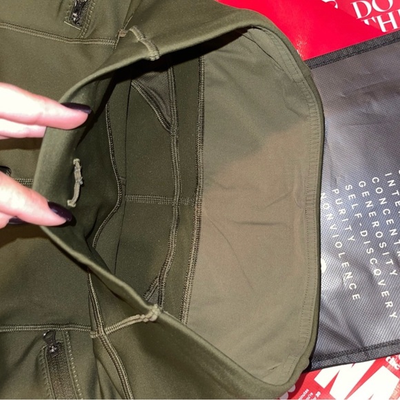LuLuLemon❄️Winter❄️First Mile Tech Leggings. Olive. Sz 8 - Picture 8 of 11